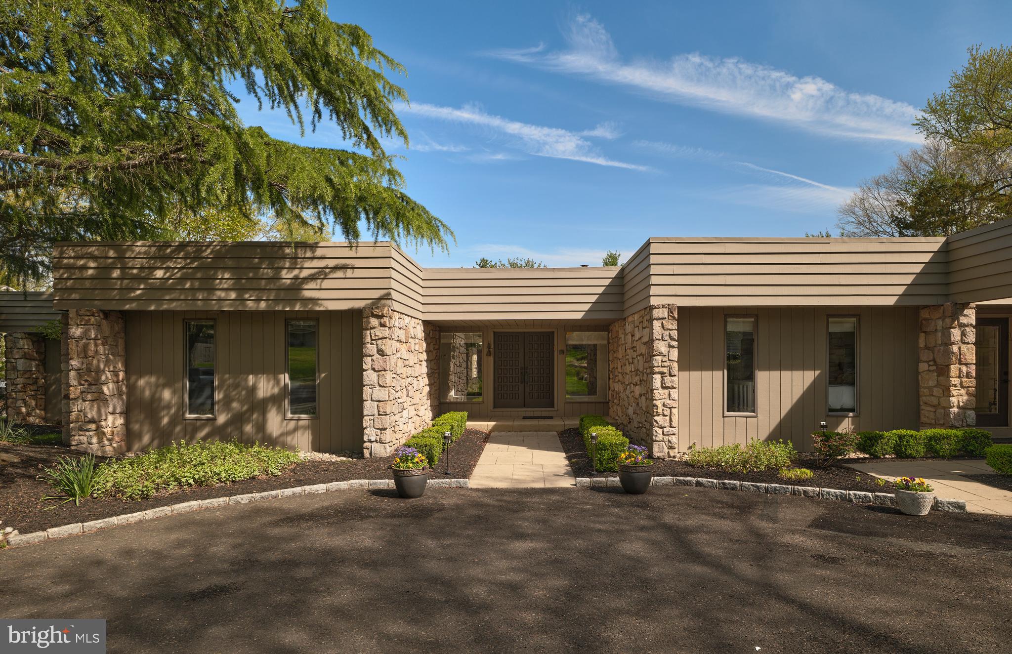 EDGEWOOD PARK - Residential