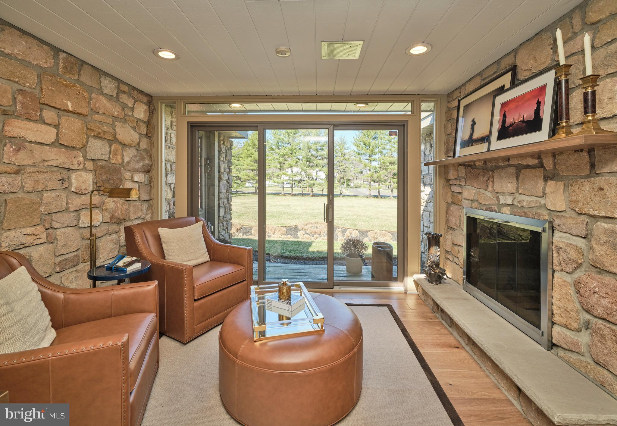 EDGEWOOD PARK - Residential