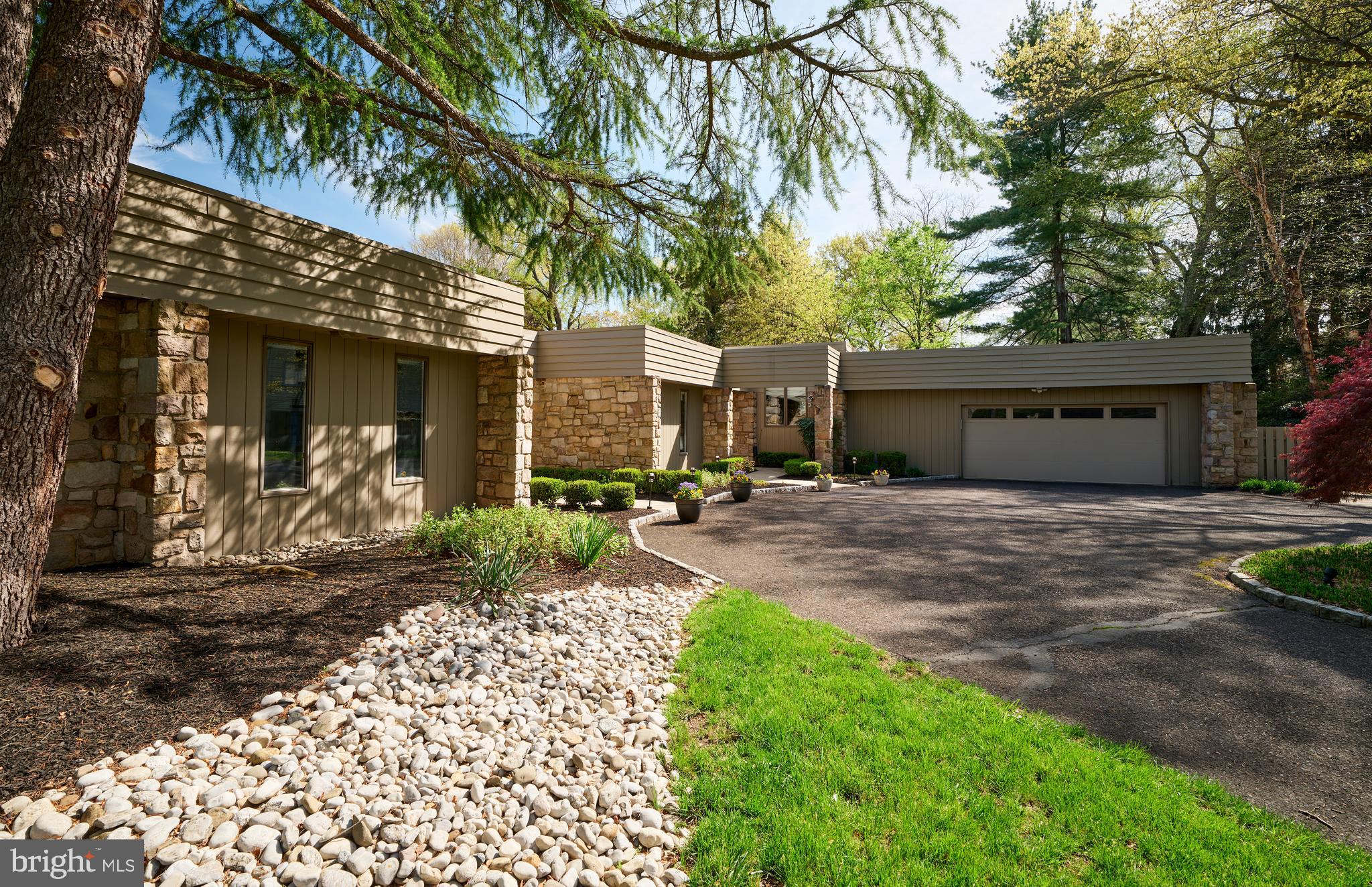 EDGEWOOD PARK - Residential