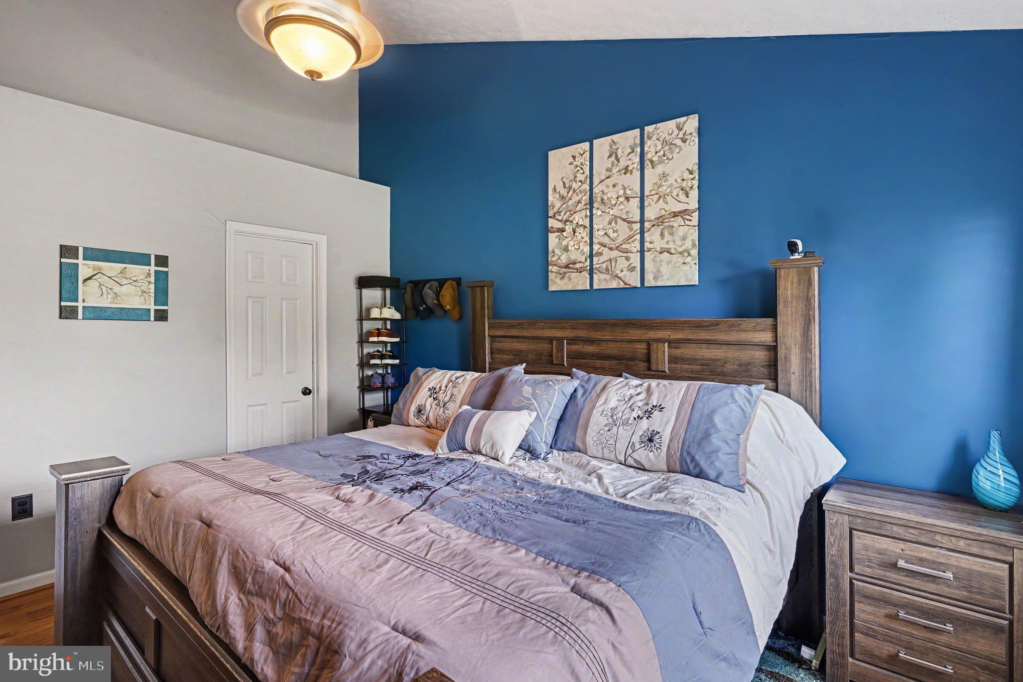 FARMINGTON VILLAGE - Residential