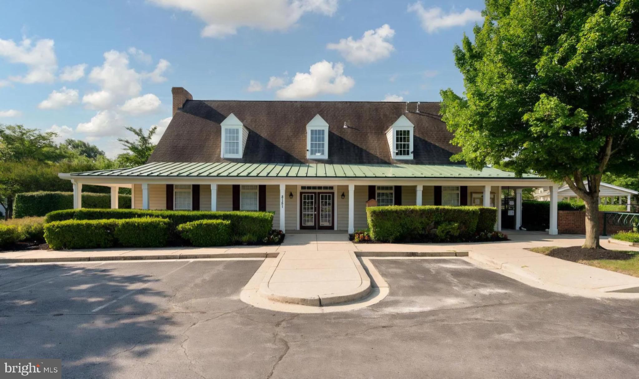 FARMINGTON VILLAGE - Residential