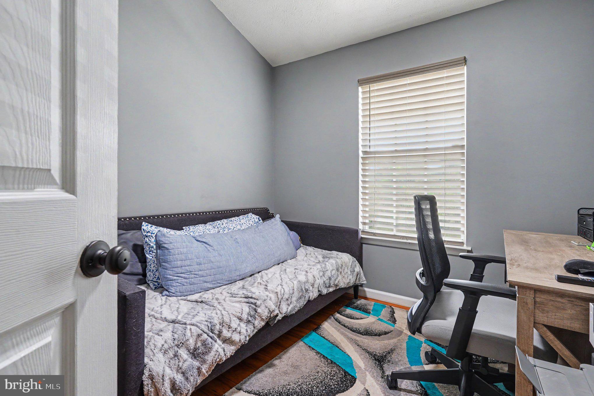 FARMINGTON VILLAGE - Residential