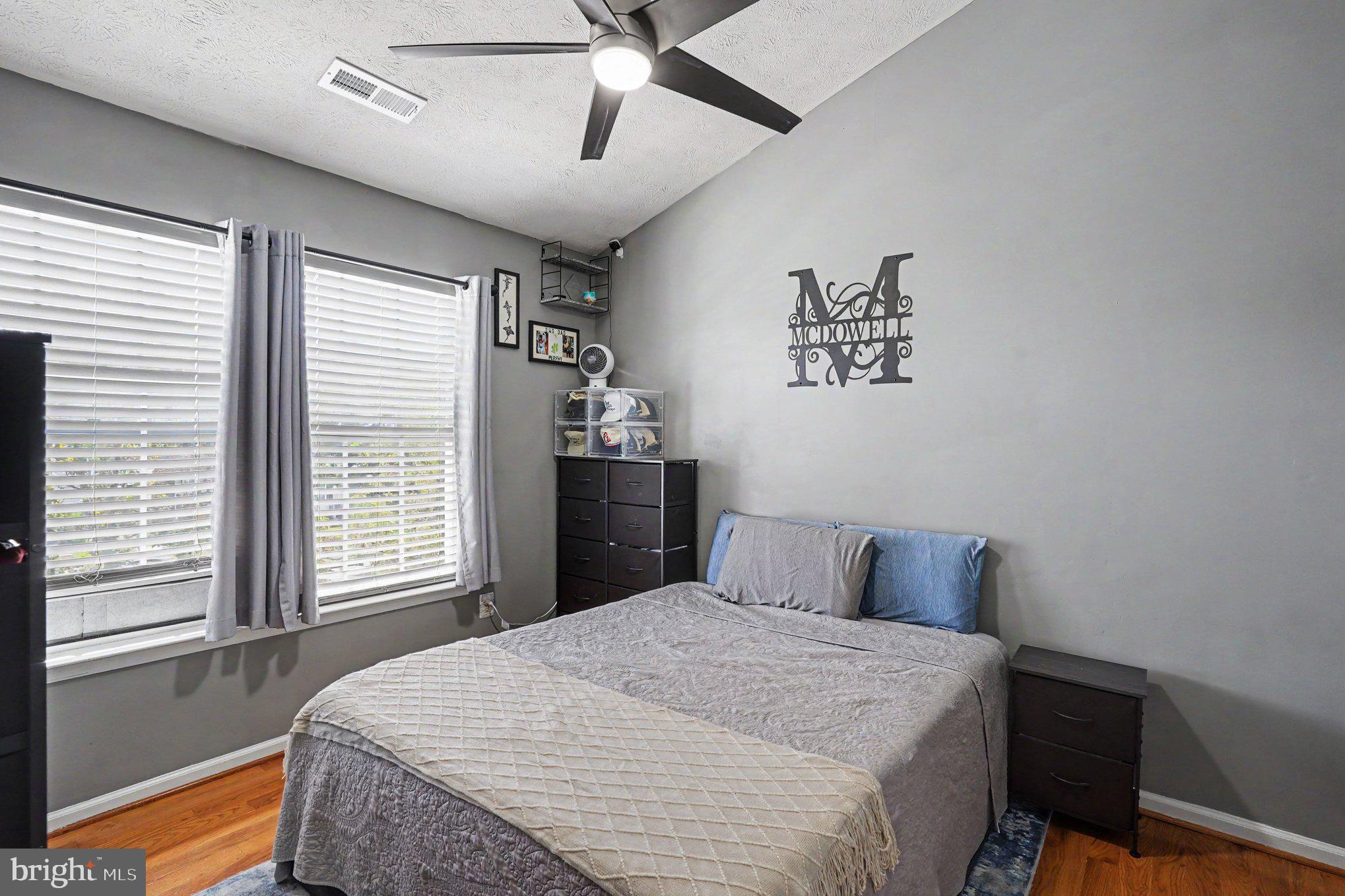 FARMINGTON VILLAGE - Residential