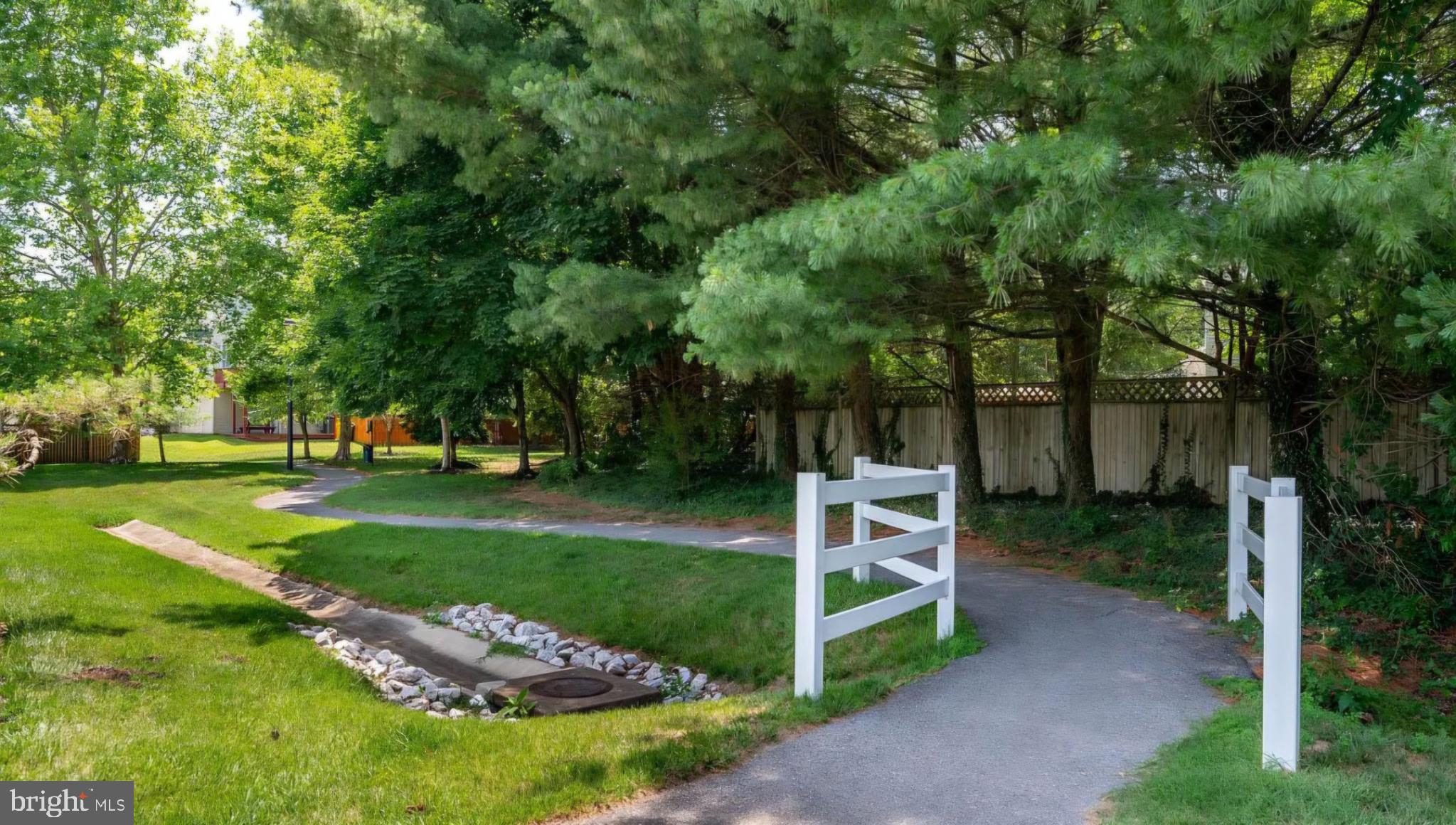 FARMINGTON VILLAGE - Residential