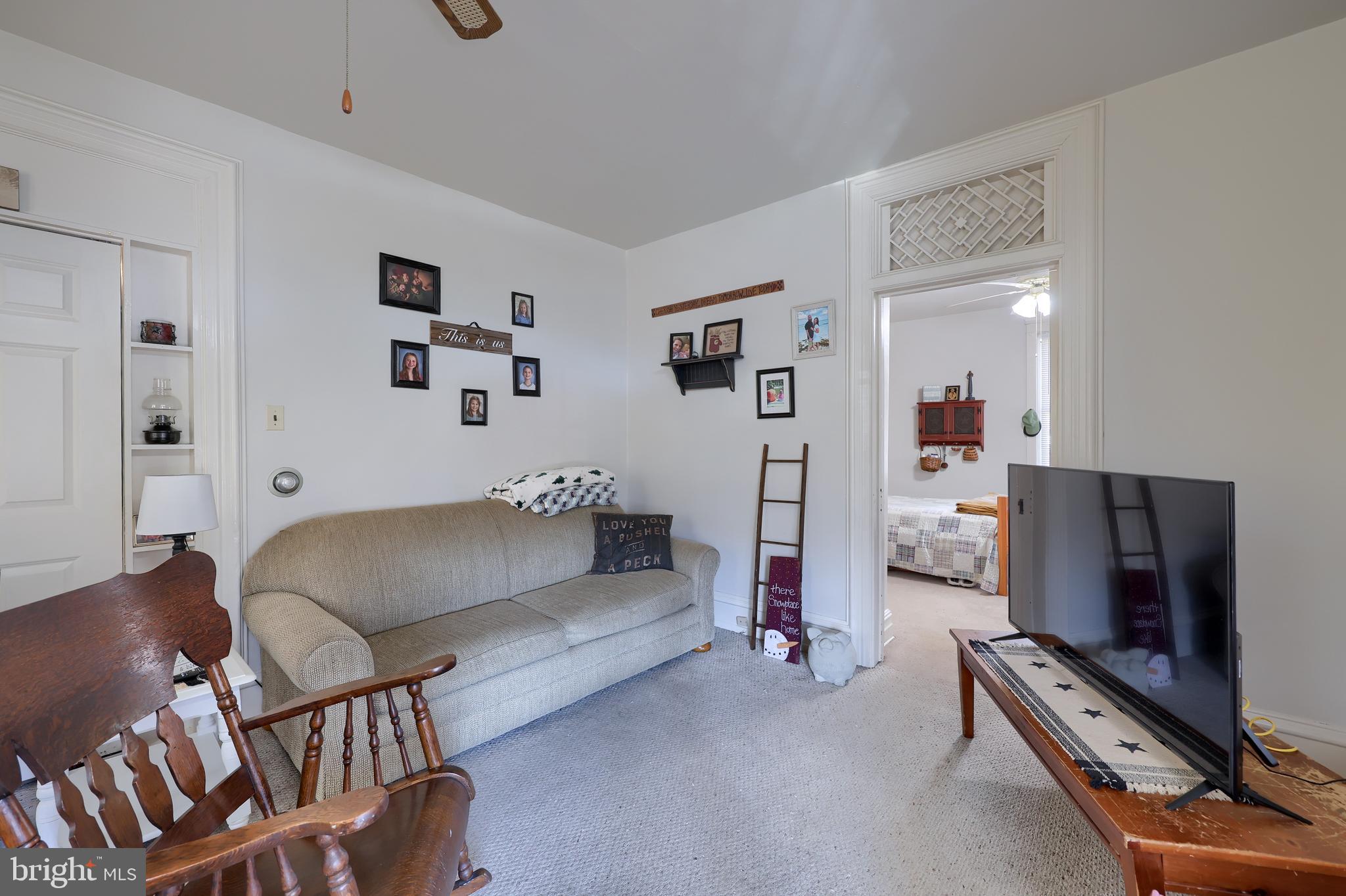 HEMPFIELD - Residential