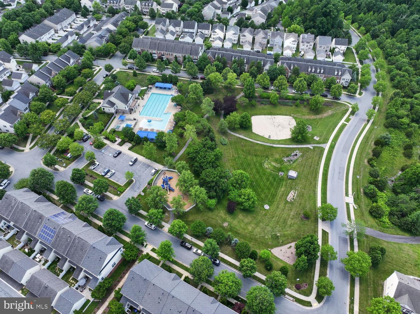 GREENWAY VILLAGE - Residential