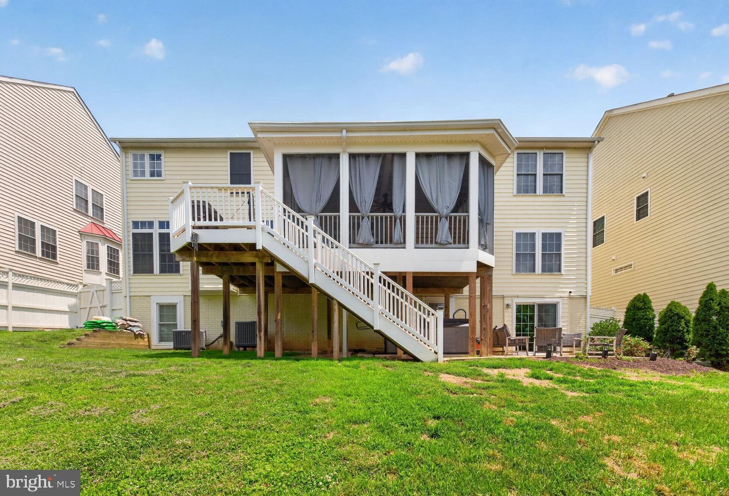 GREENWAY VILLAGE - Residential