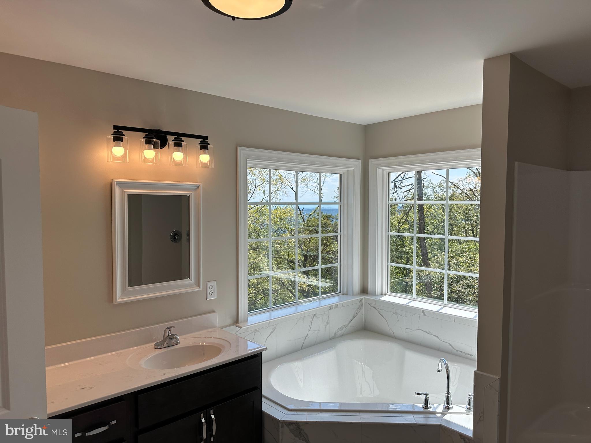 SHAWNEELAND - Residential