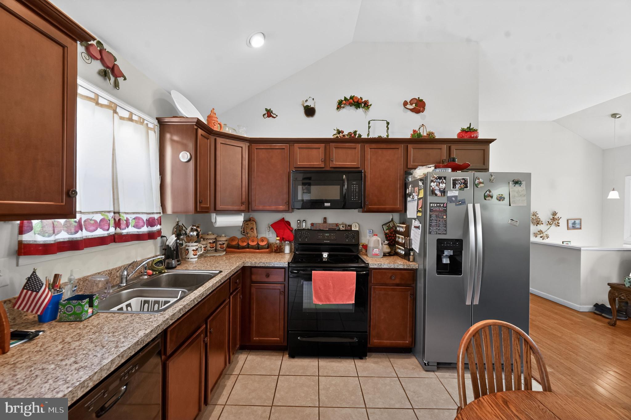MOHR'S LANDING - Residential