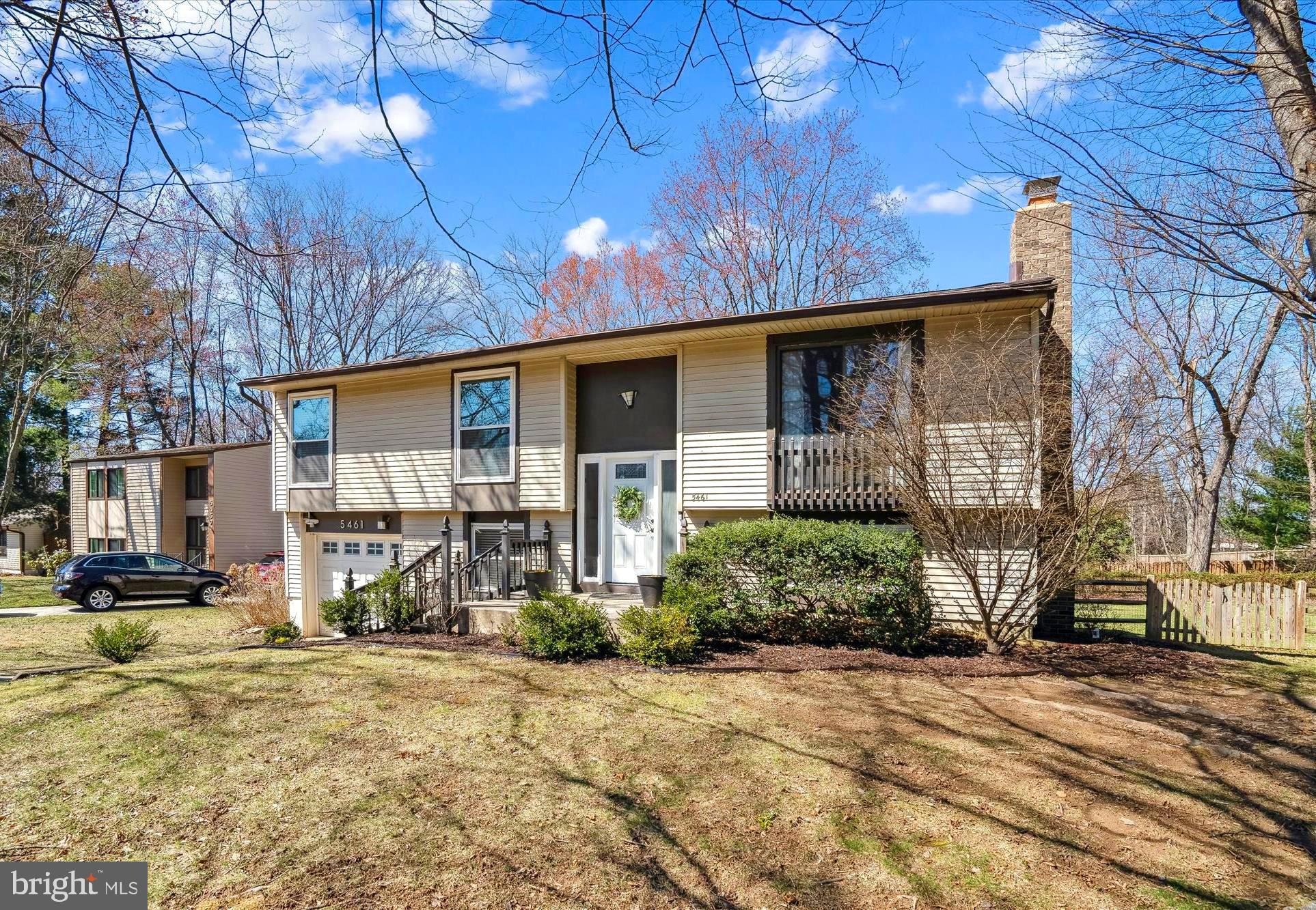 VILLAGE OF LONG REACH - Residential