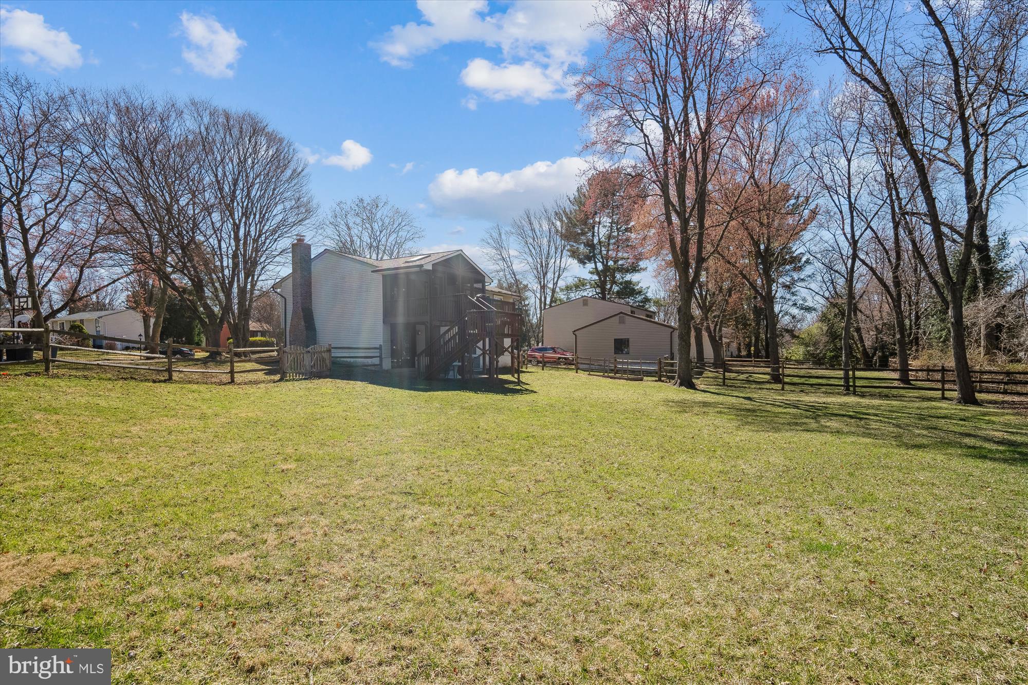 VILLAGE OF LONG REACH - Residential