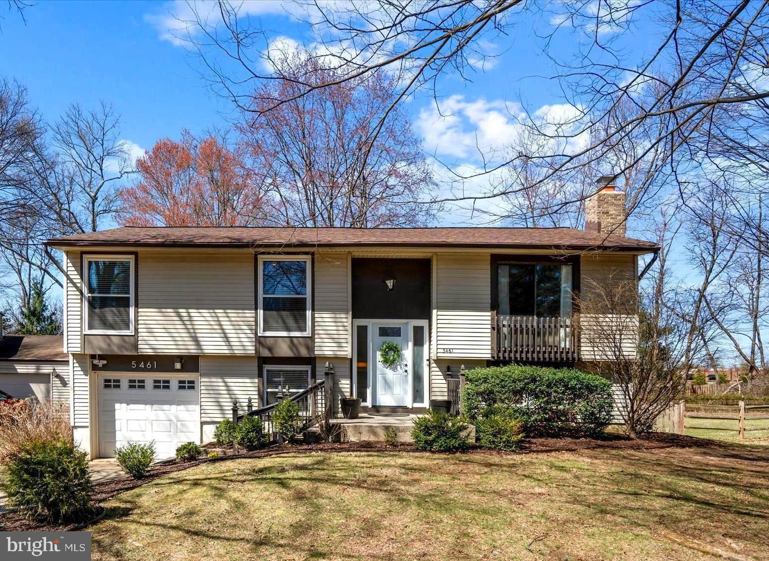 VILLAGE OF LONG REACH - Residential