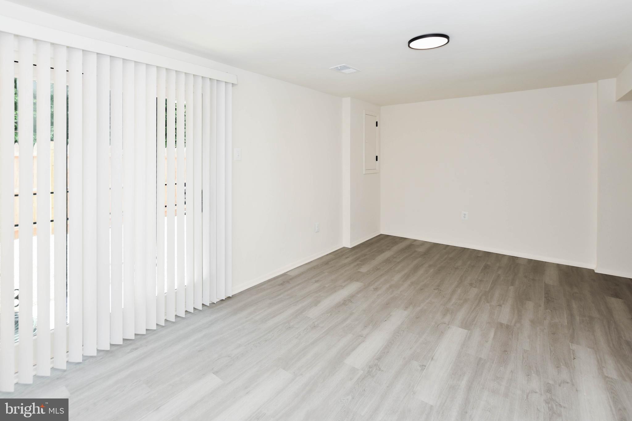 ROSEDALE ESTATES - Residential