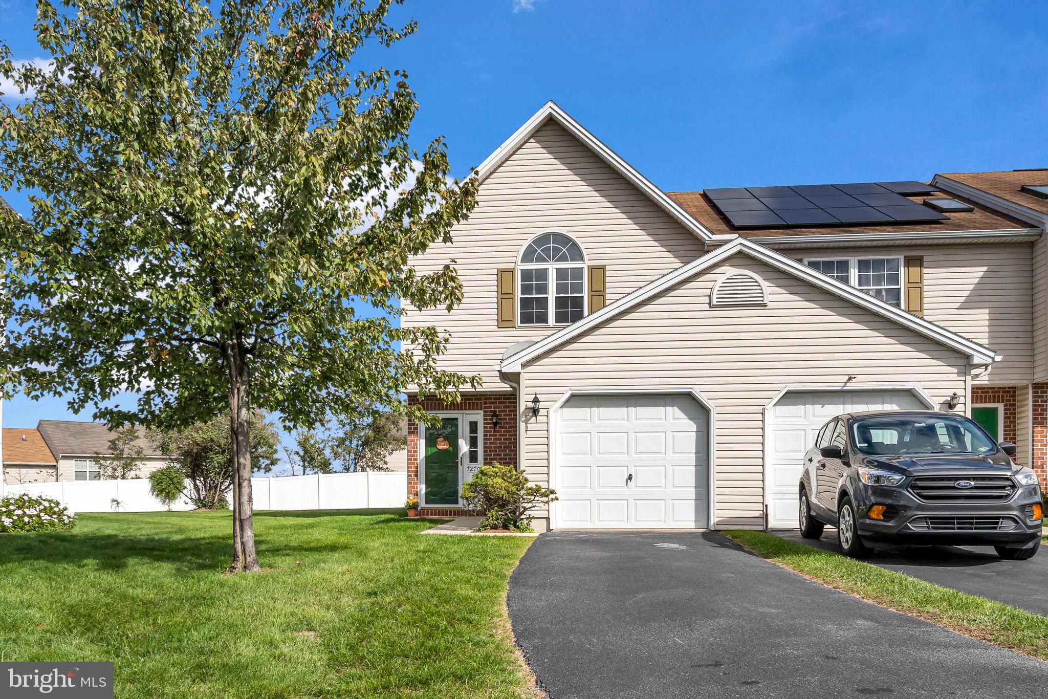 CAPITAL RIDGE - Residential