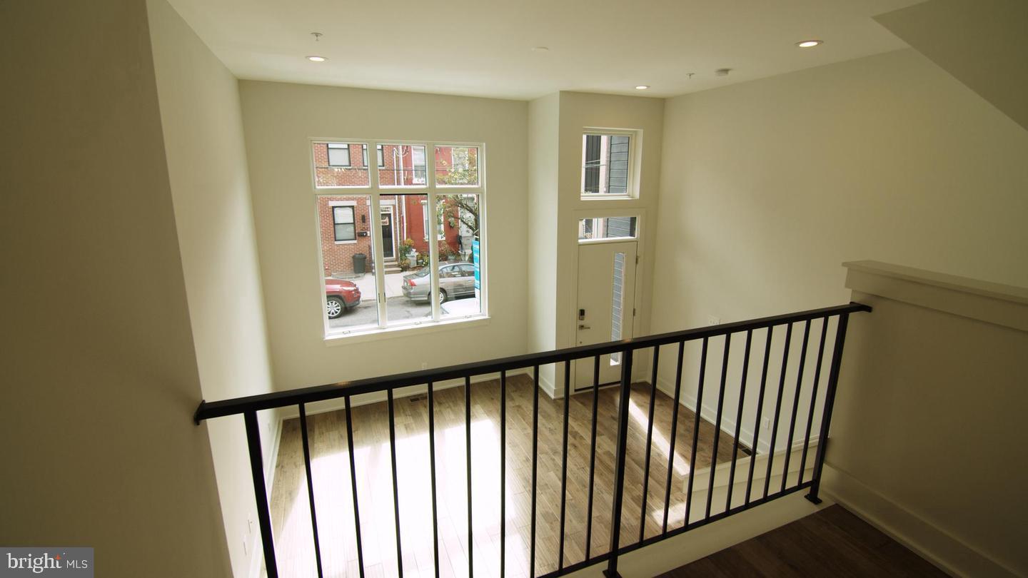 WEST KENSINGTON - Residential