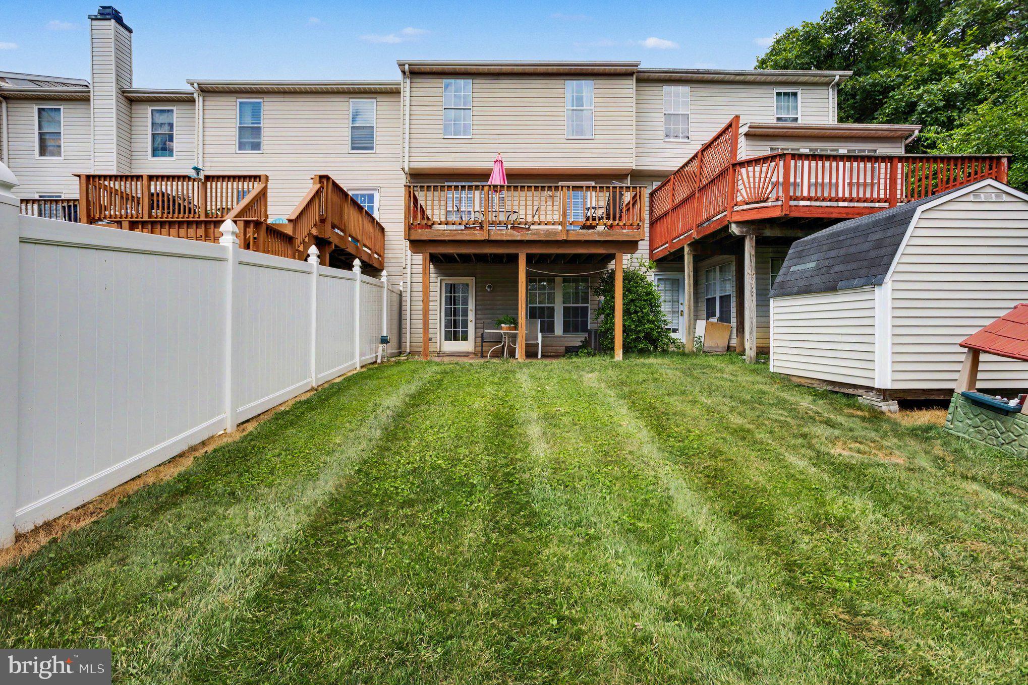 BRENTWOOD PARK - Residential