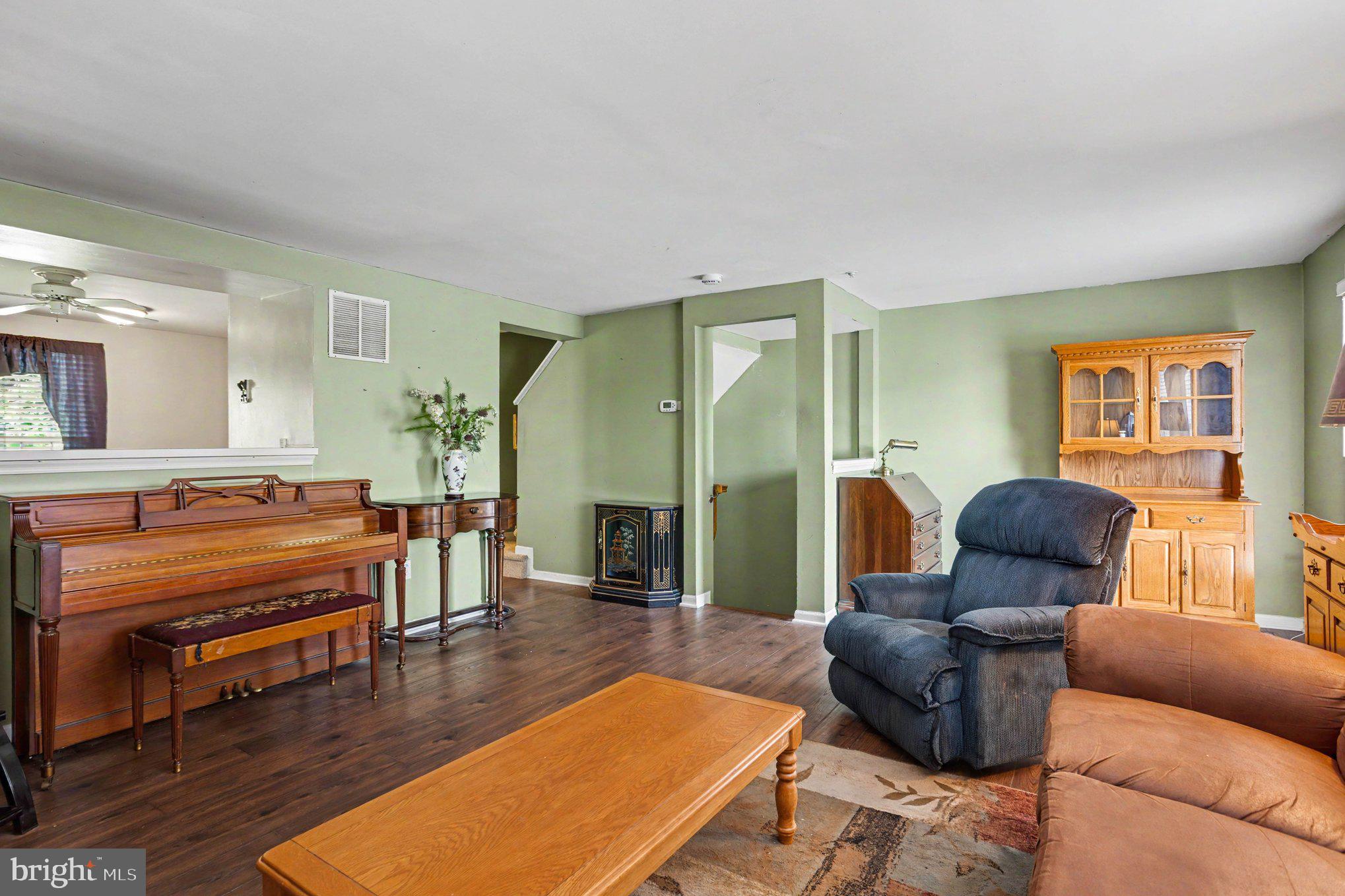 BRENTWOOD PARK - Residential