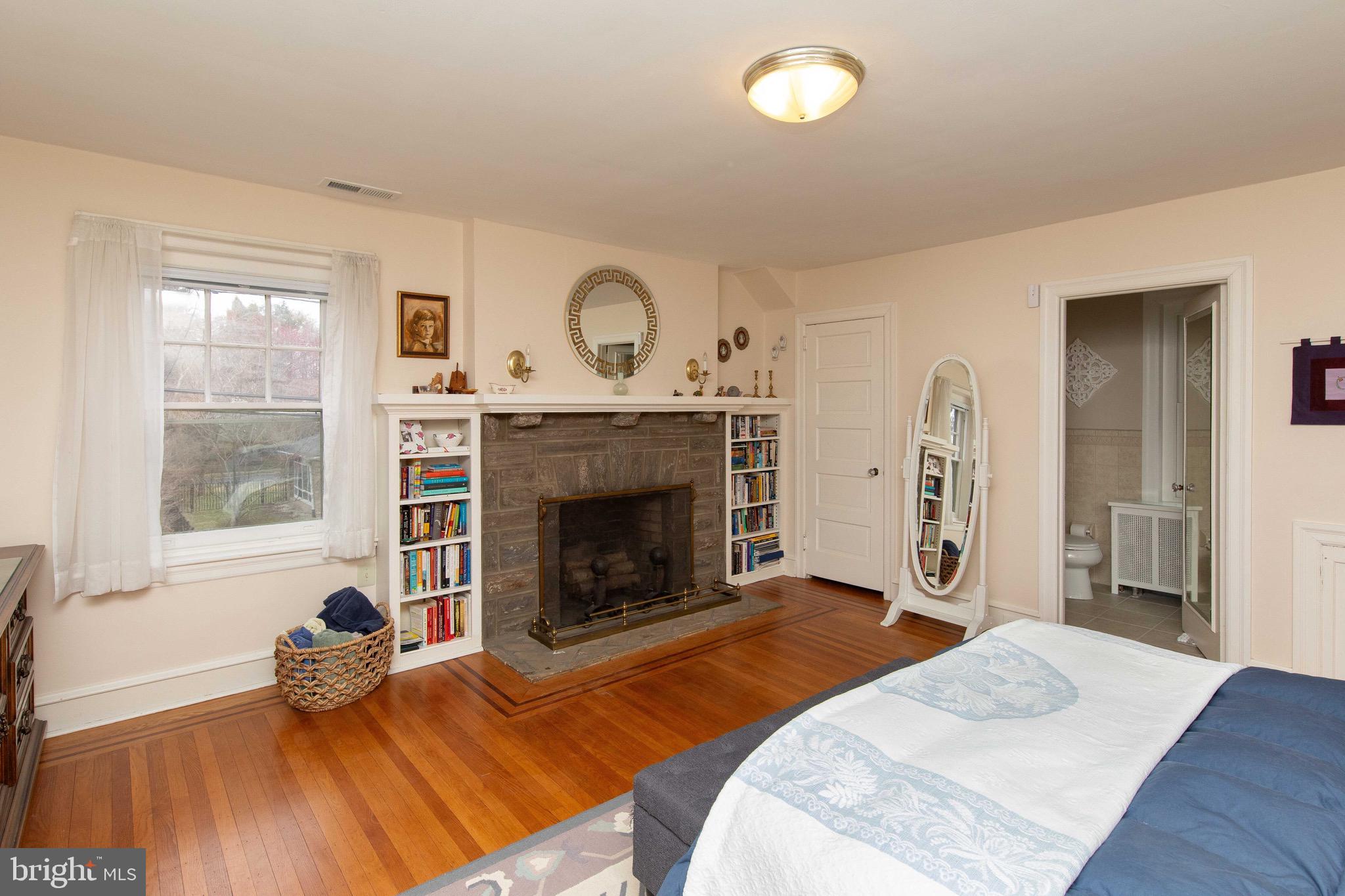 JENKINTOWN MANOR - Residential