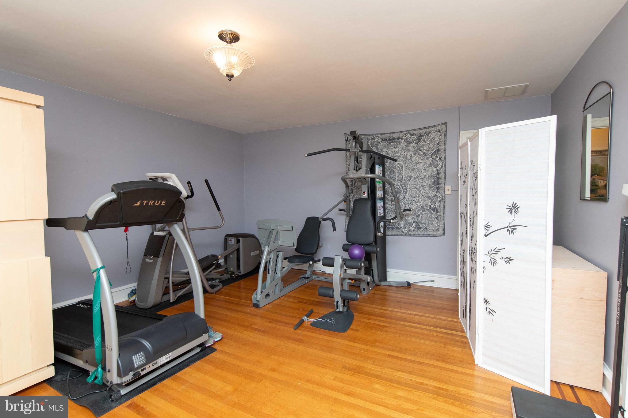 JENKINTOWN MANOR - Residential