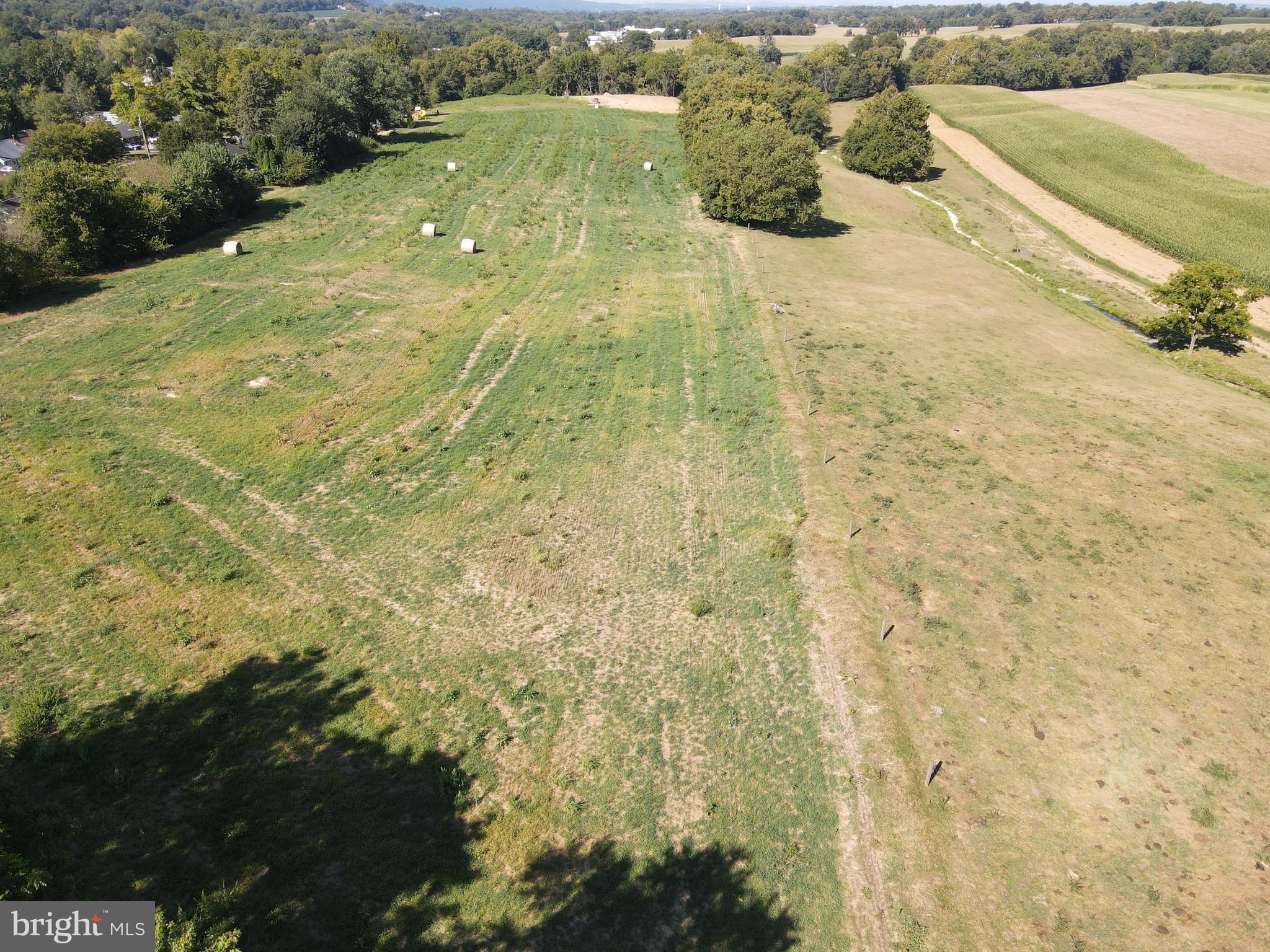 WEST HEMPFIELD - Land