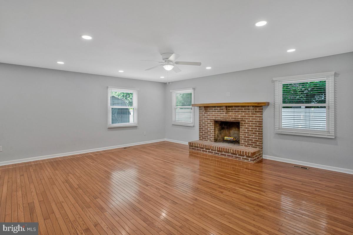 MEADOWBROOK AT BELAIR - Residential