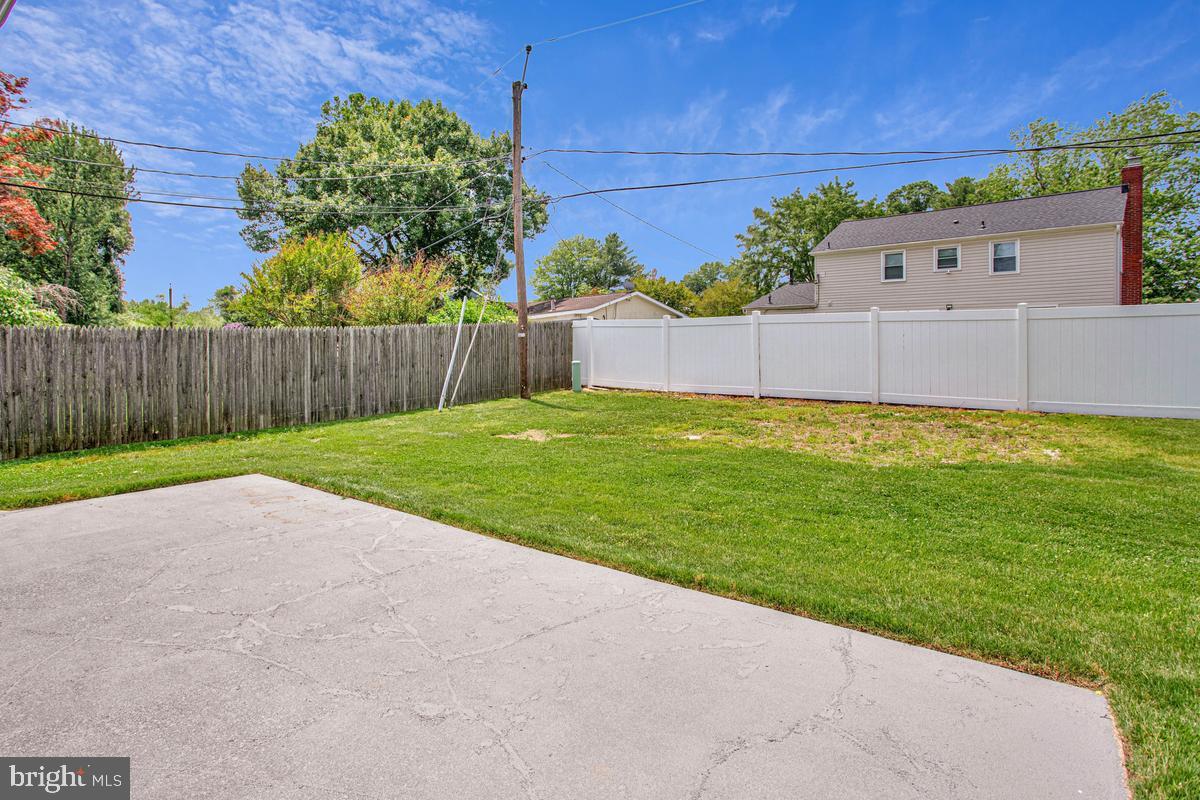MEADOWBROOK AT BELAIR - Residential