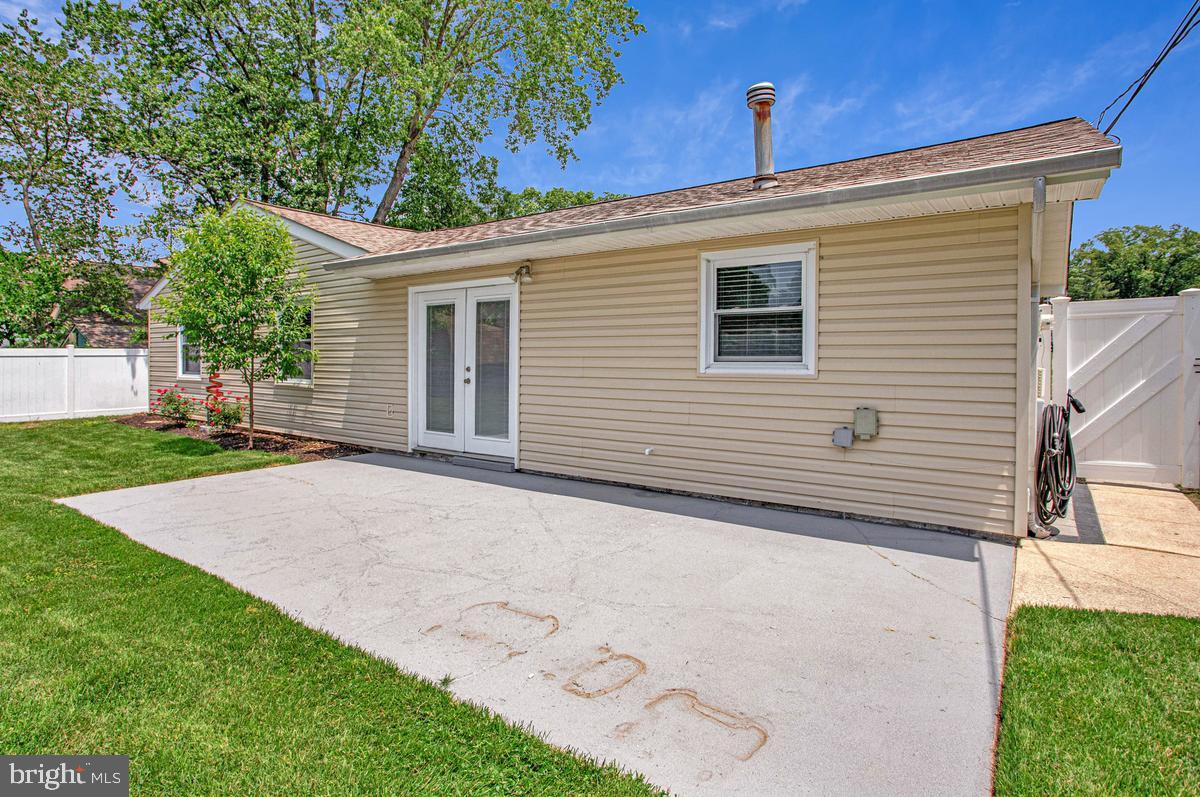 MEADOWBROOK AT BELAIR - Residential
