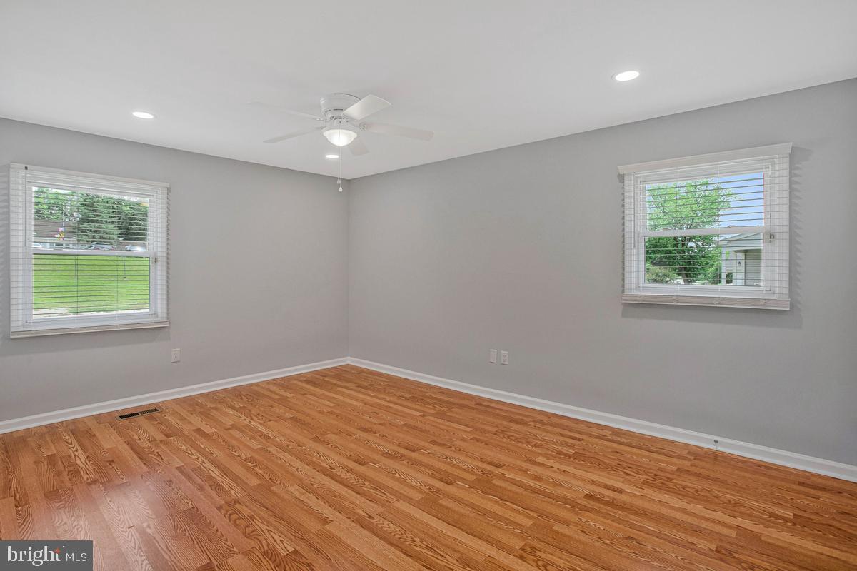 MEADOWBROOK AT BELAIR - Residential
