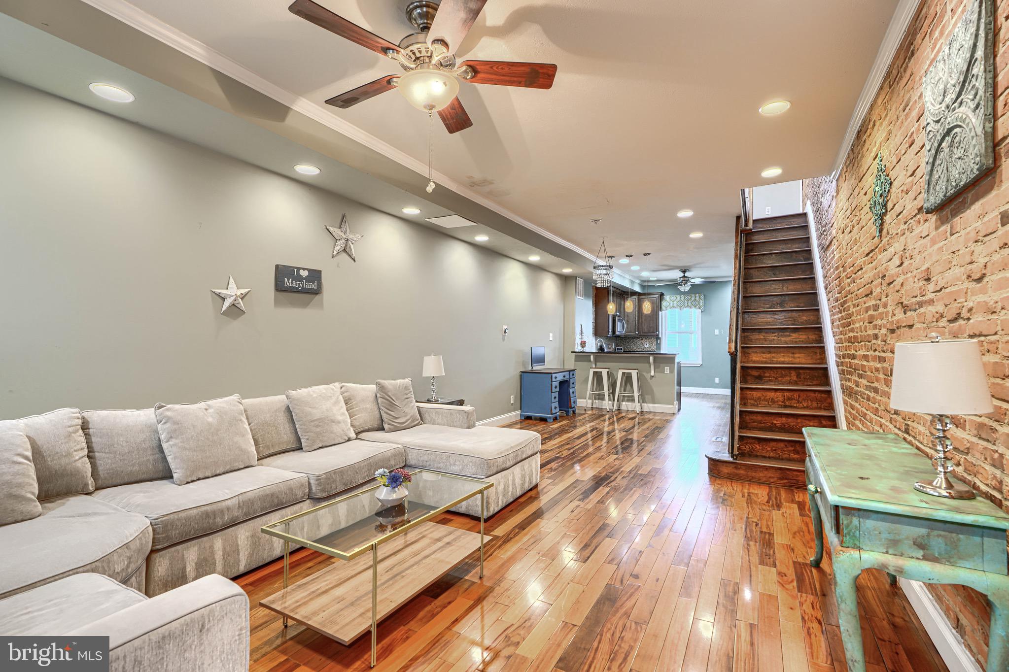 GREEKTOWN - Residential