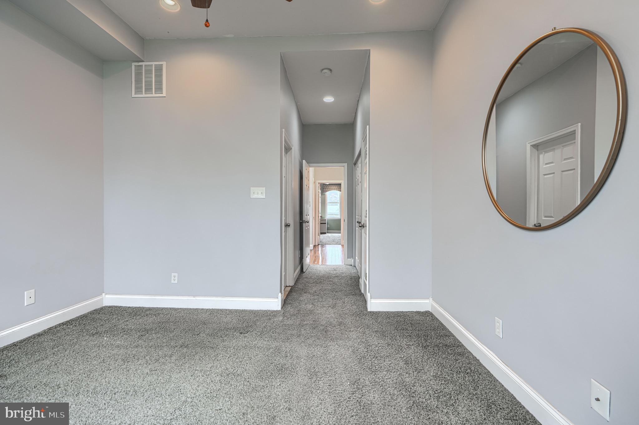 GREEKTOWN - Residential