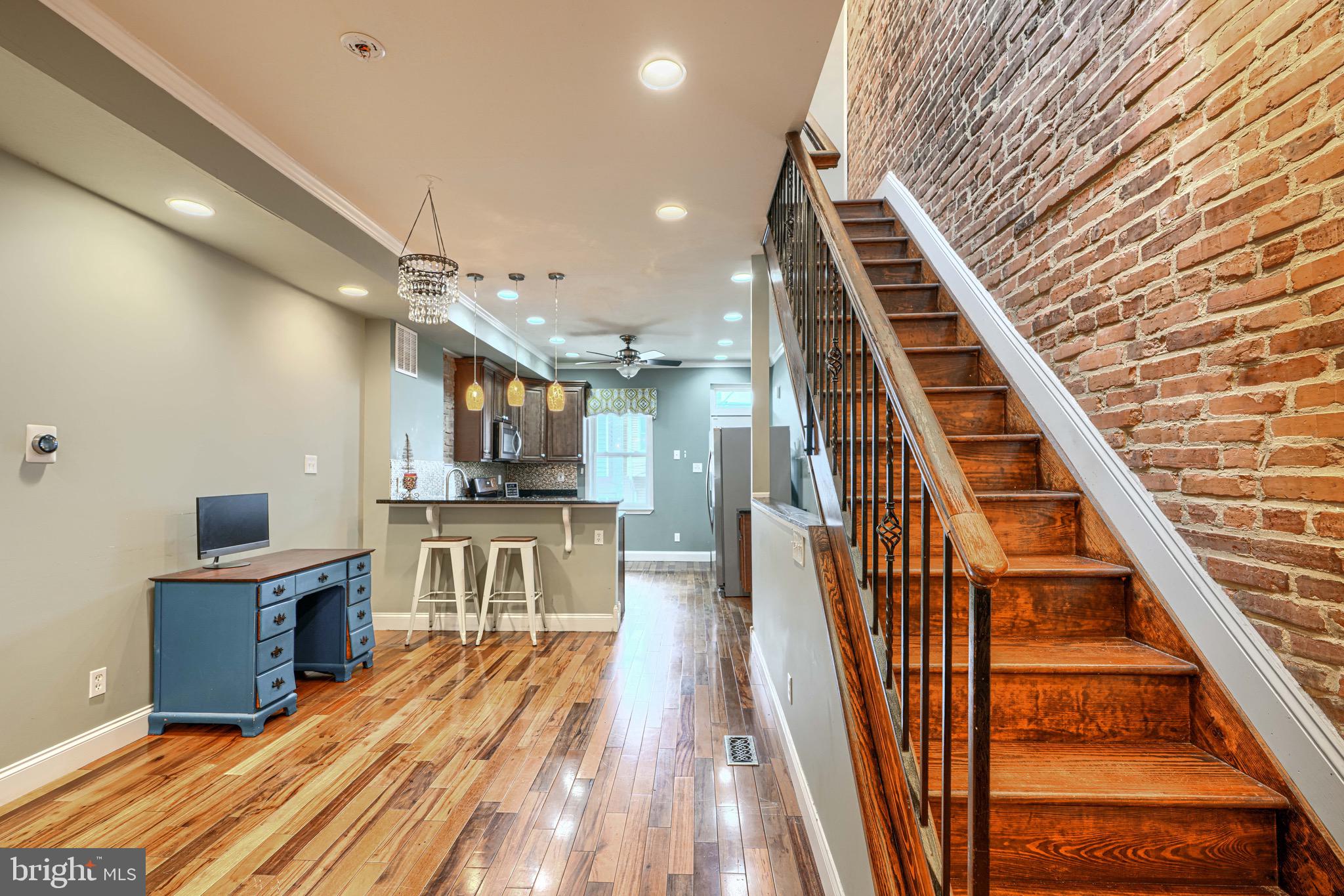 GREEKTOWN - Residential