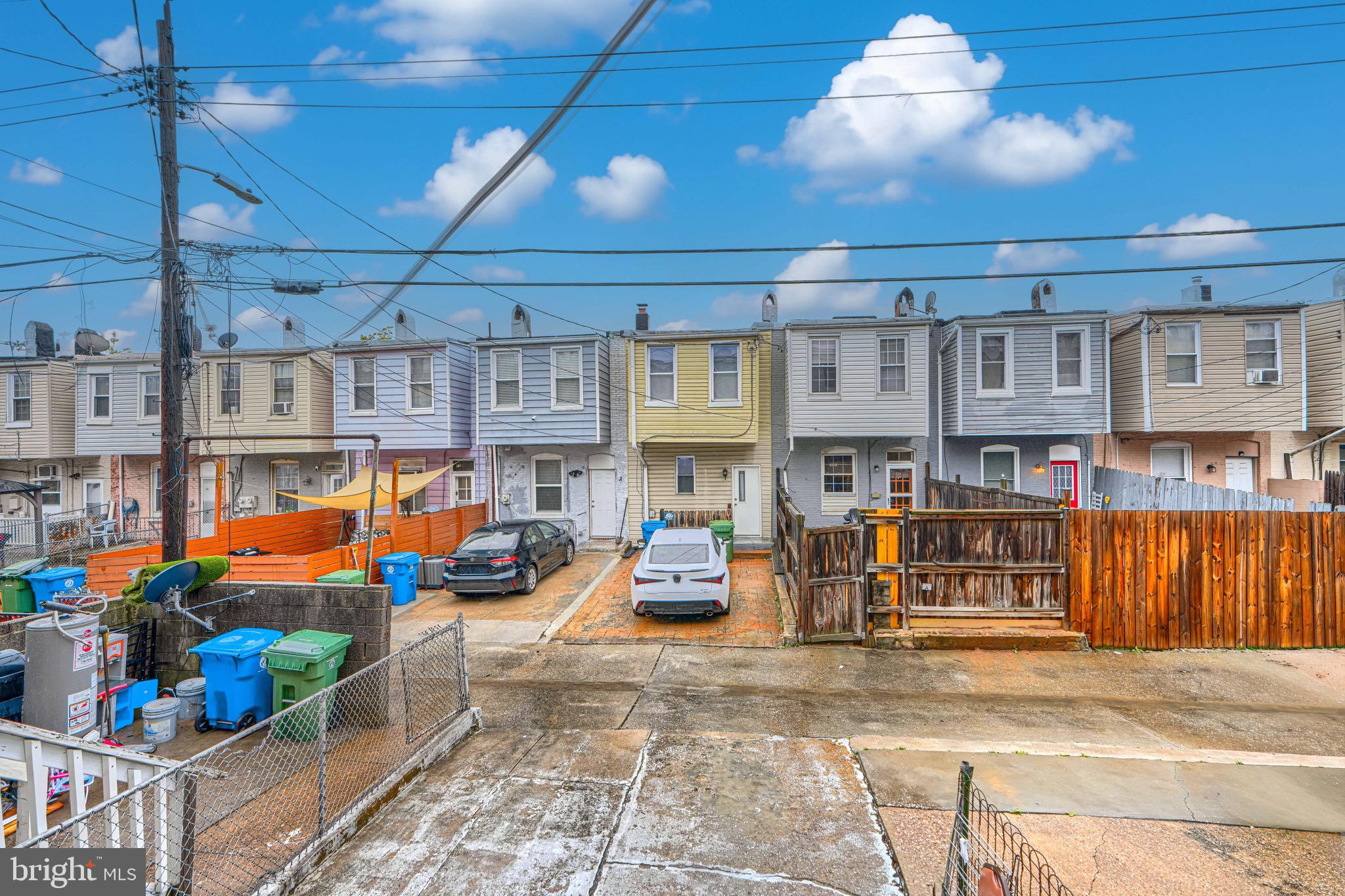 GREEKTOWN - Residential