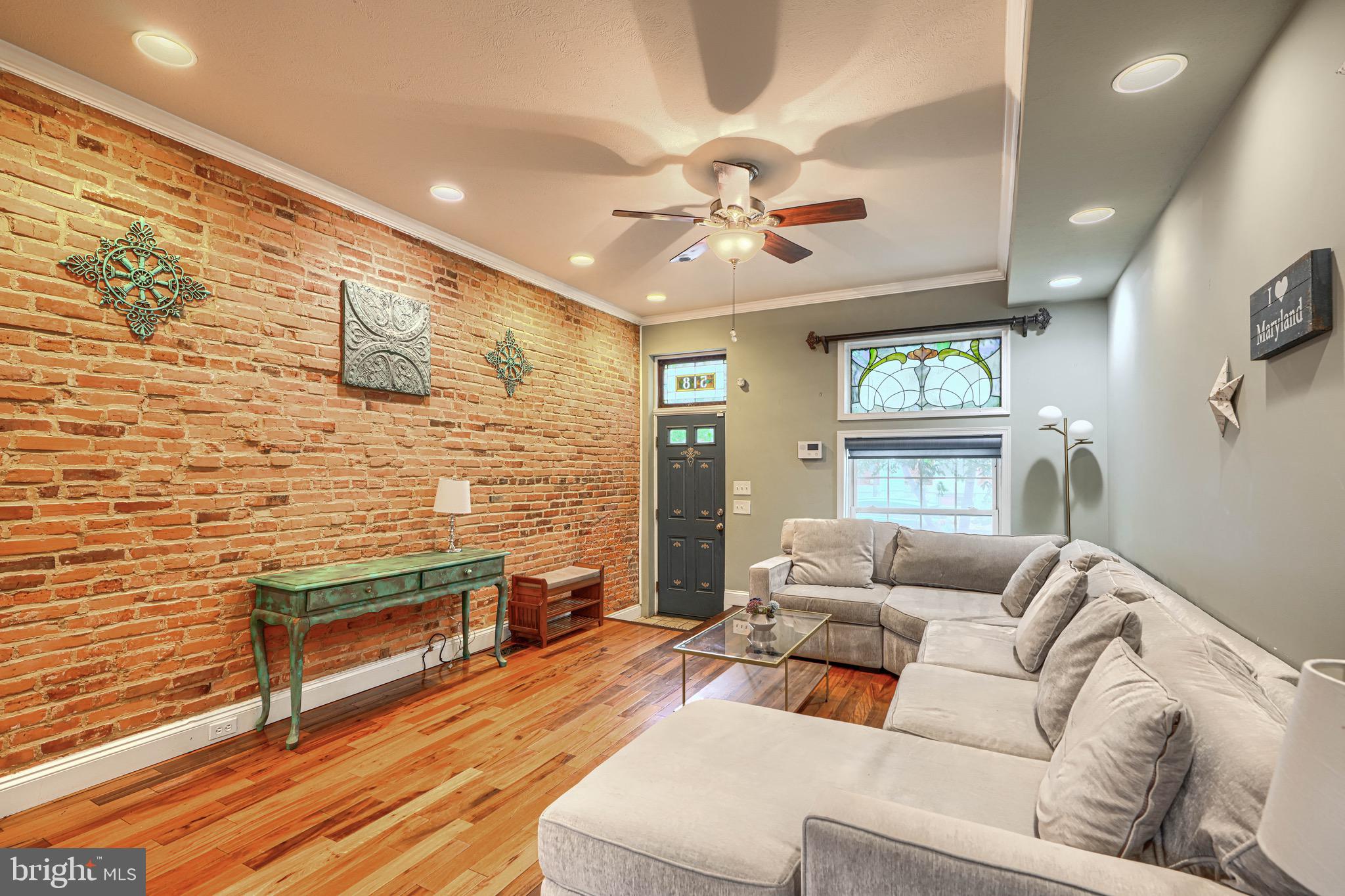 GREEKTOWN - Residential