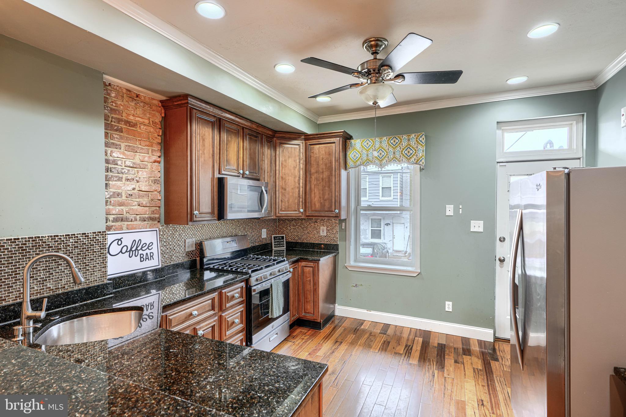 GREEKTOWN - Residential