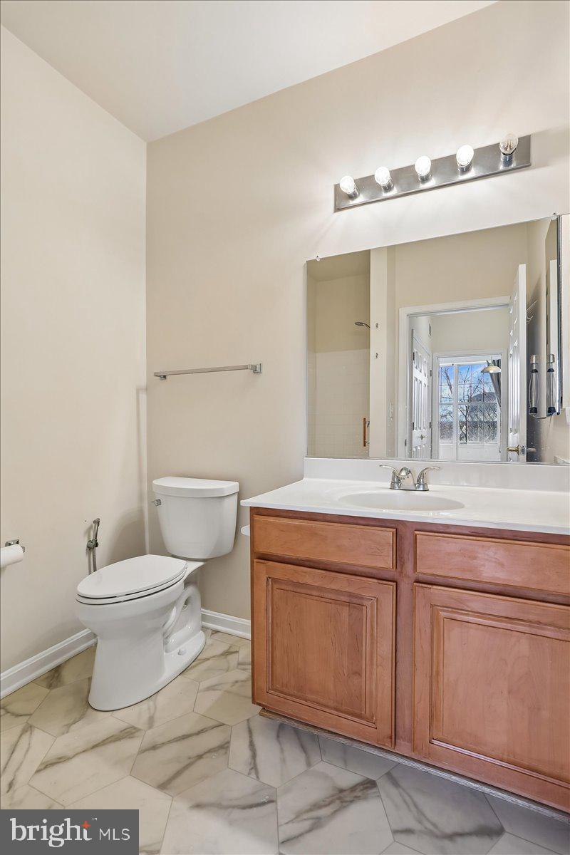 KINGS CROSSING - Residential