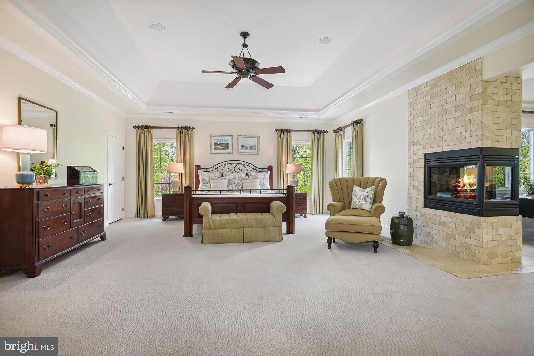BELMONT COUNTRY CLUB - Residential