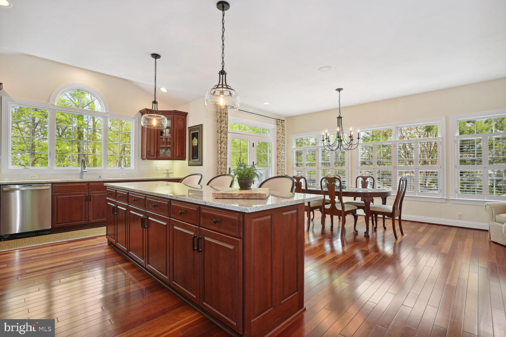 BELMONT COUNTRY CLUB - Residential