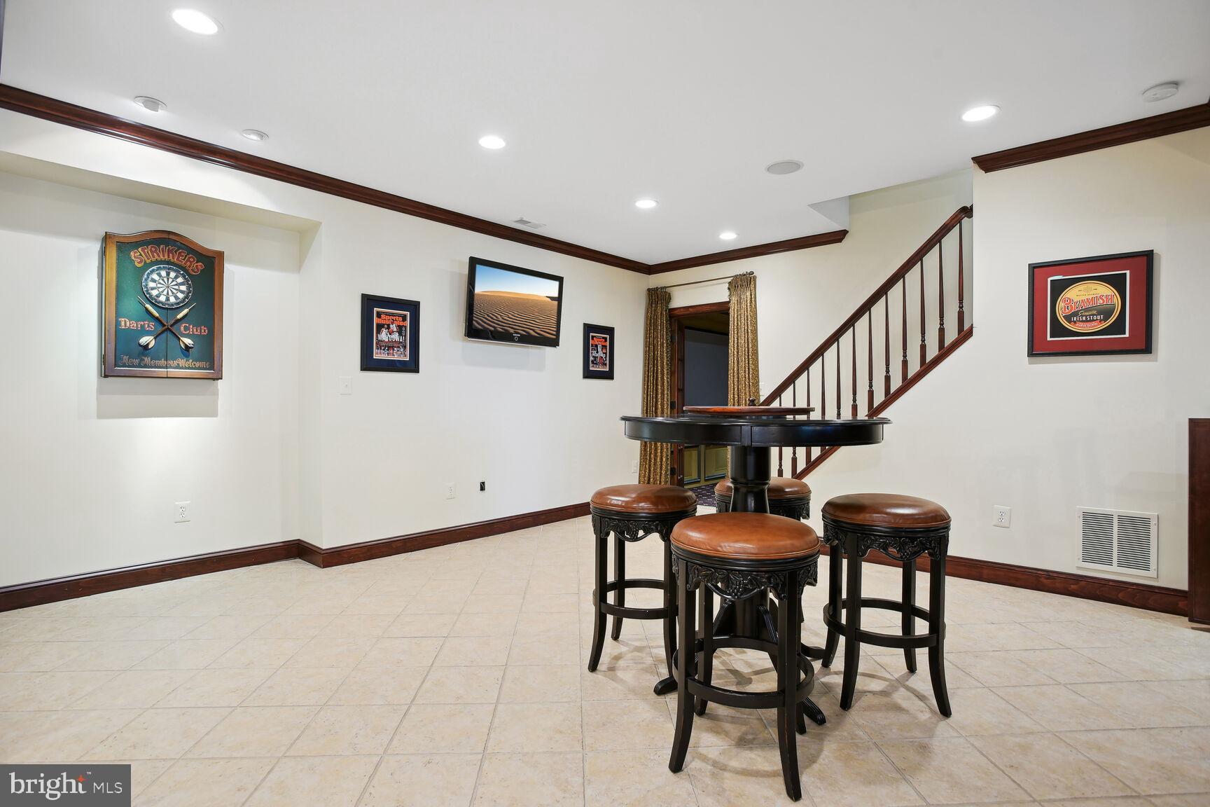 BELMONT COUNTRY CLUB - Residential