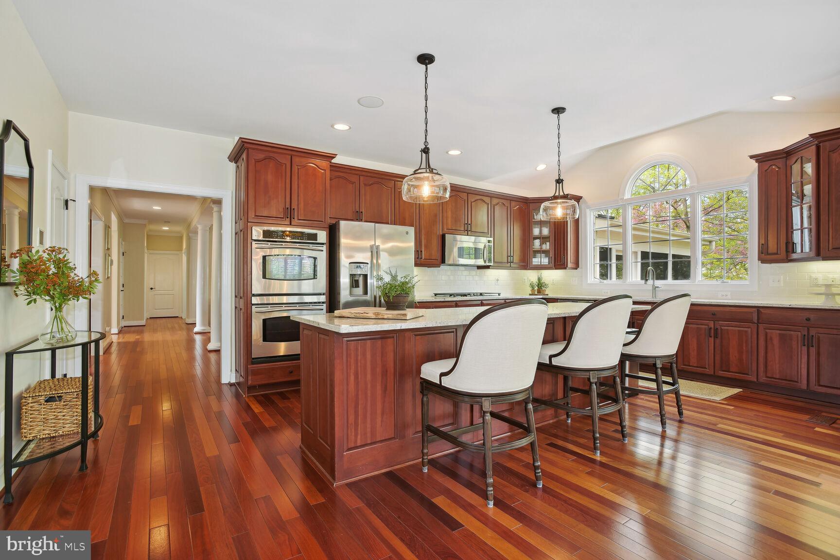 BELMONT COUNTRY CLUB - Residential