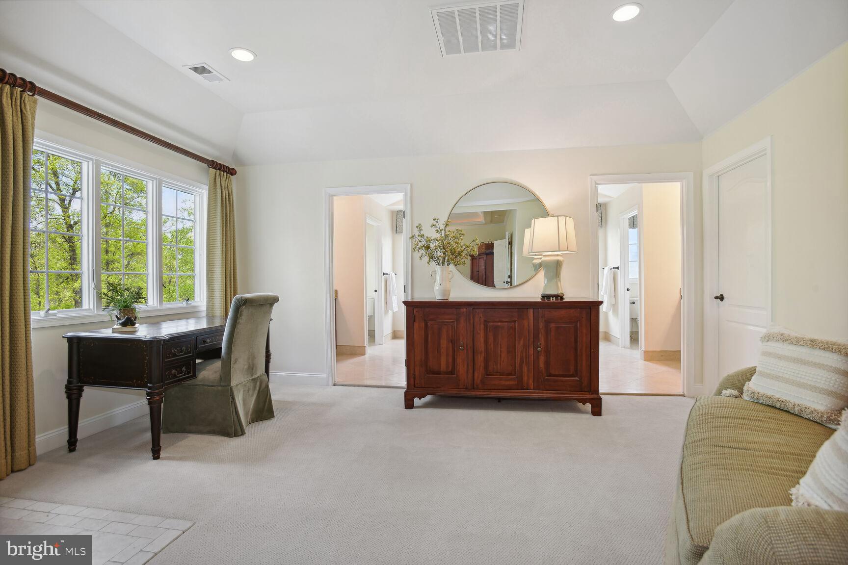 BELMONT COUNTRY CLUB - Residential