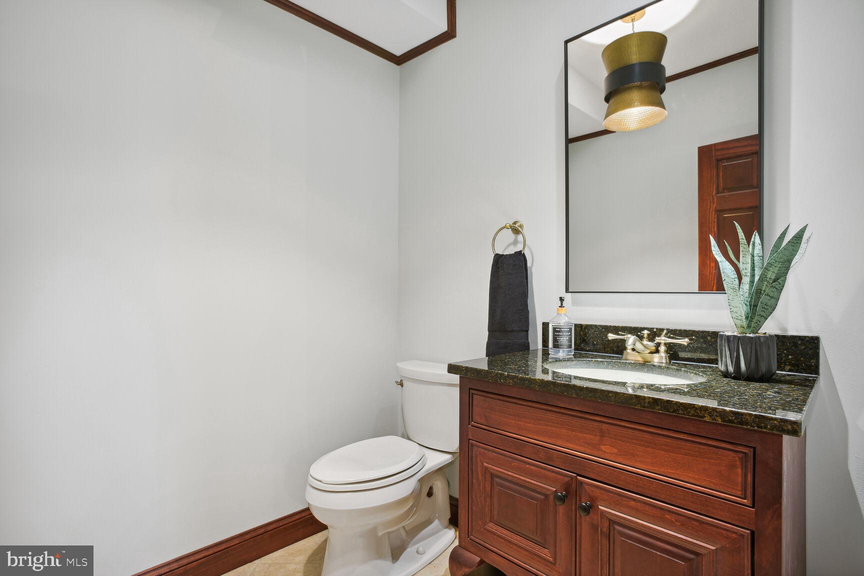 BELMONT COUNTRY CLUB - Residential