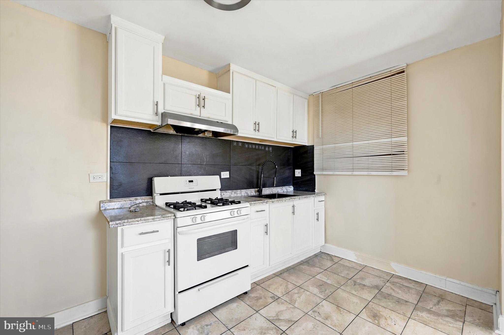CASTOR GARDENS - Residential