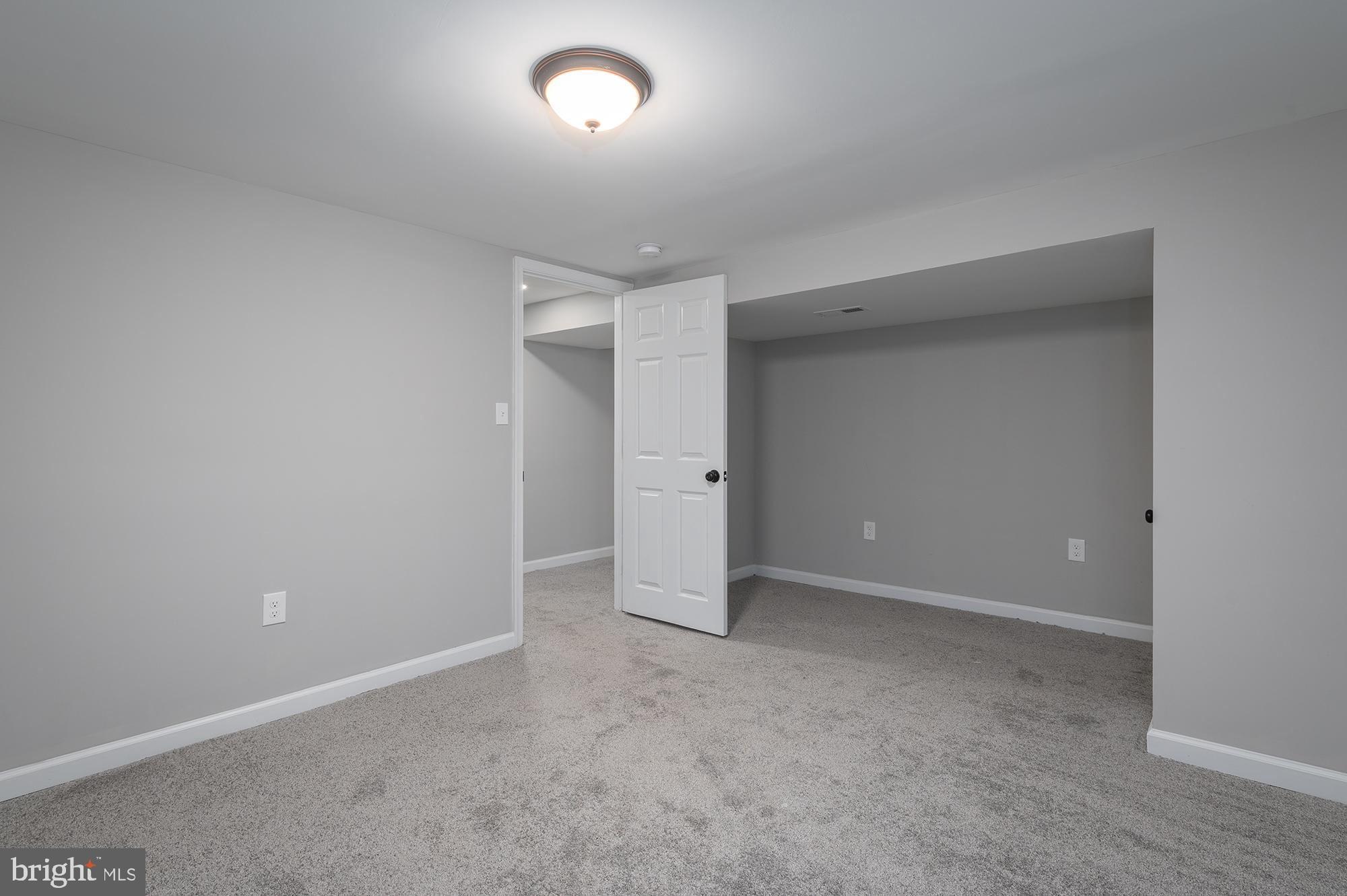 EDGEWOOD PARK - Residential