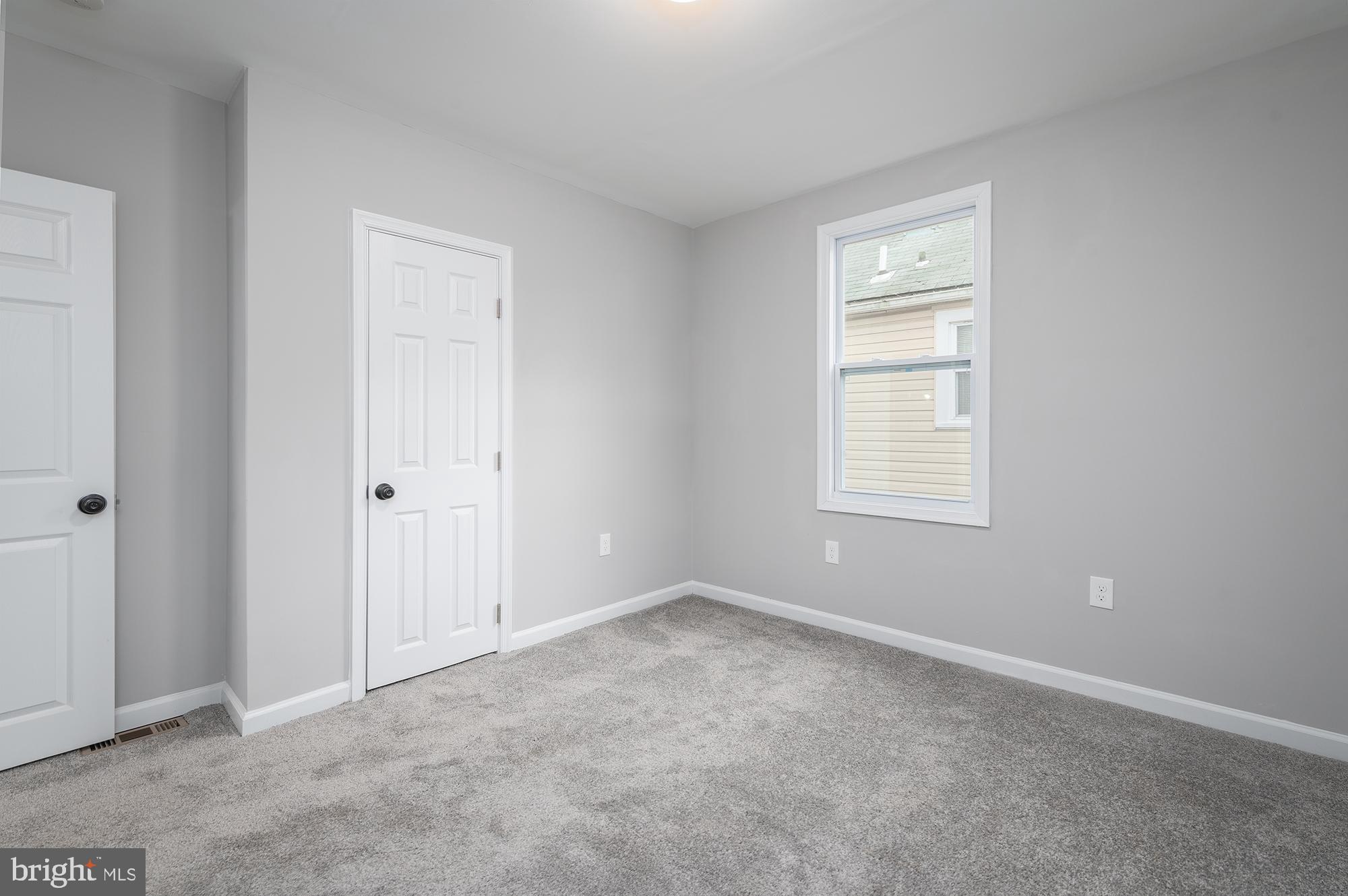 EDGEWOOD PARK - Residential