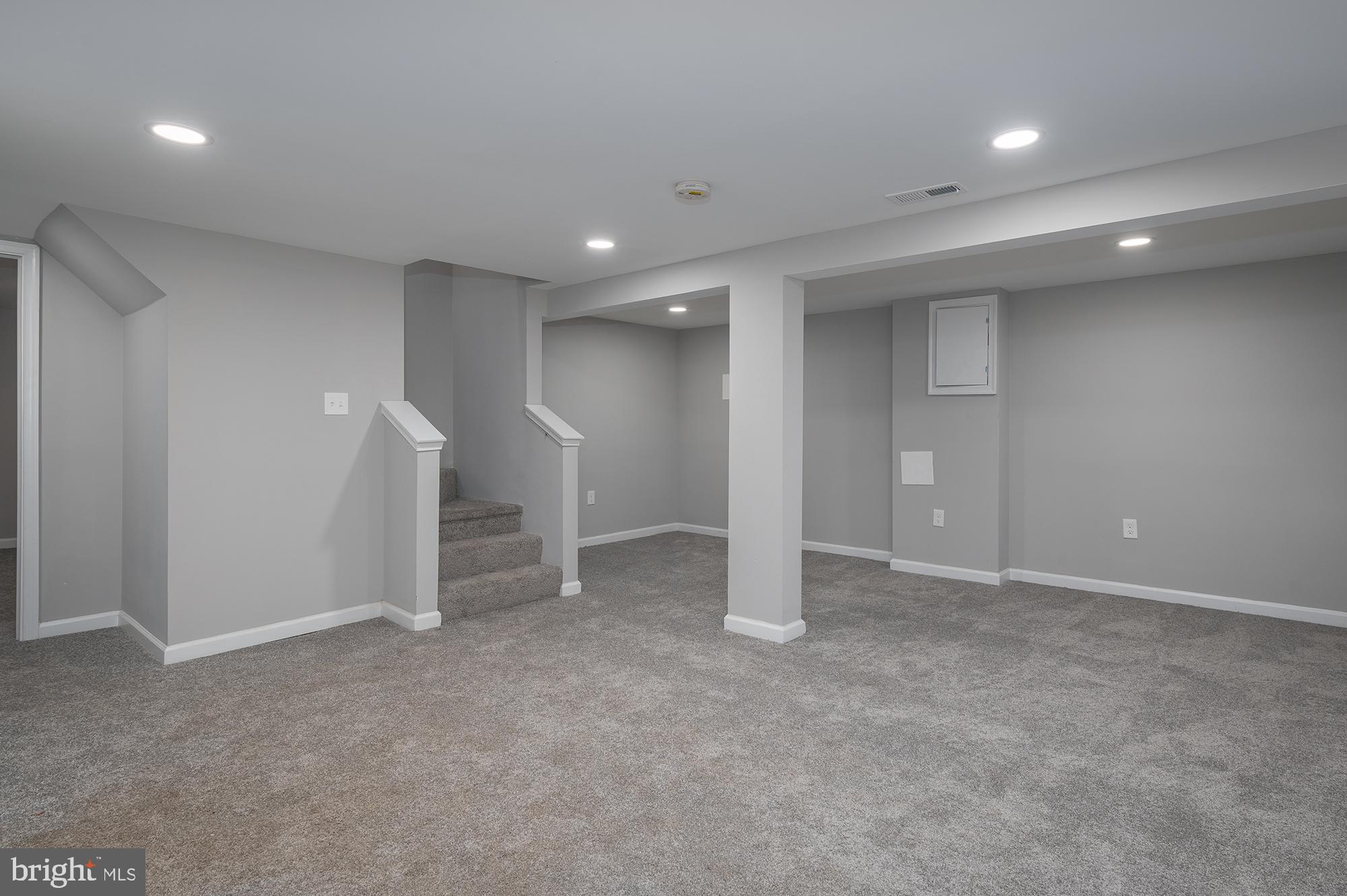 EDGEWOOD PARK - Residential
