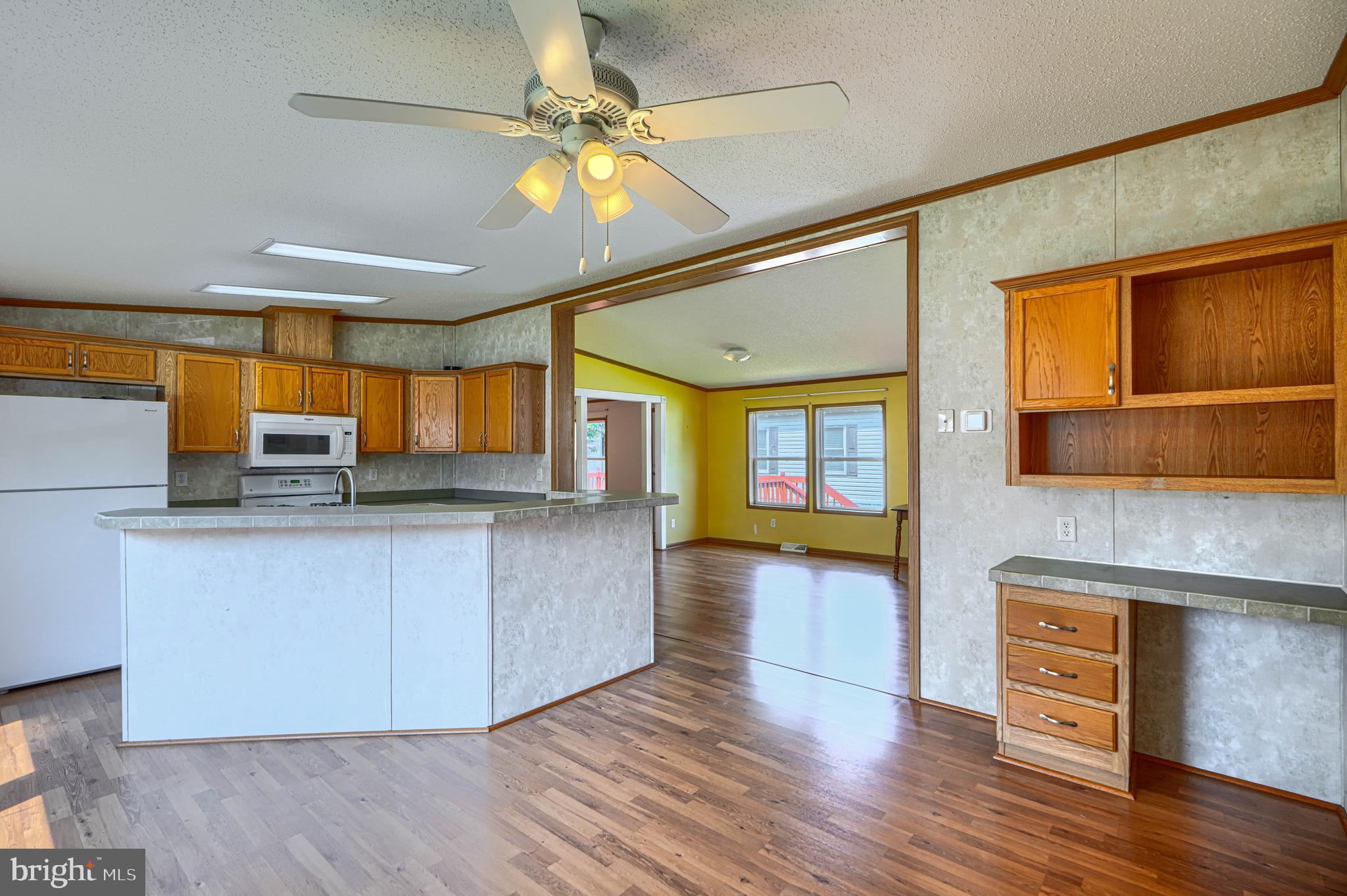 BISCAYNE BAY VILLAGE - Residential