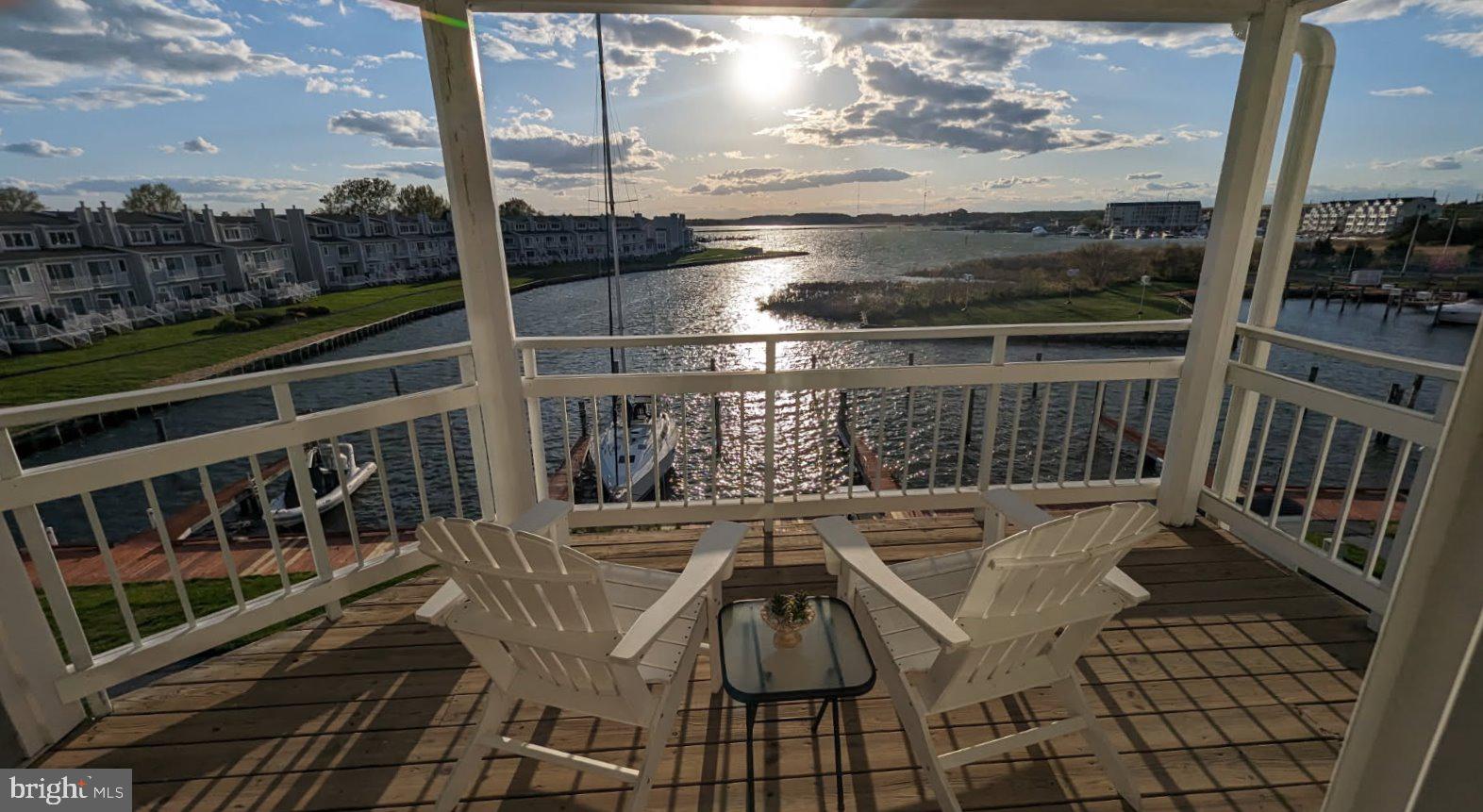 OYSTER COVE - Residential