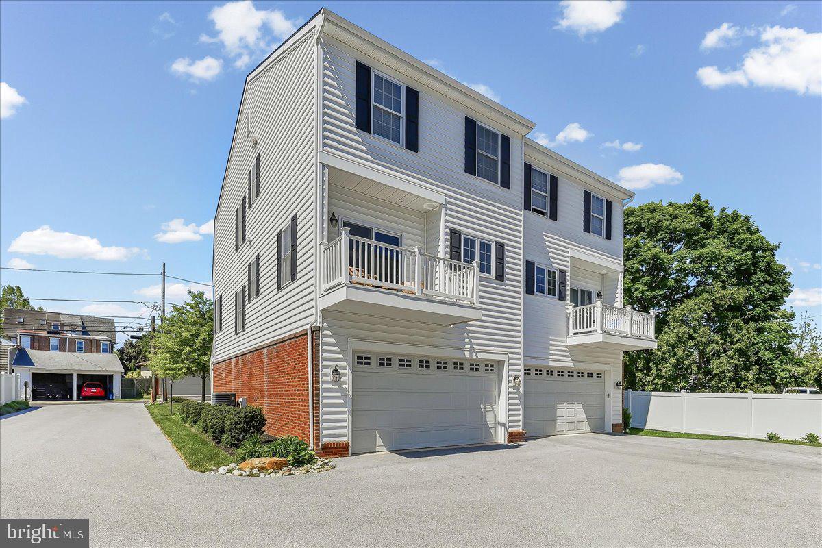 WEST CHESTER BORO - Residential