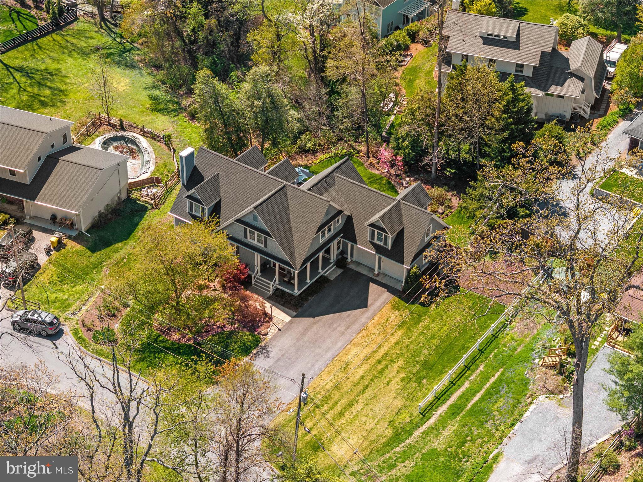 ROUND BAY - Residential