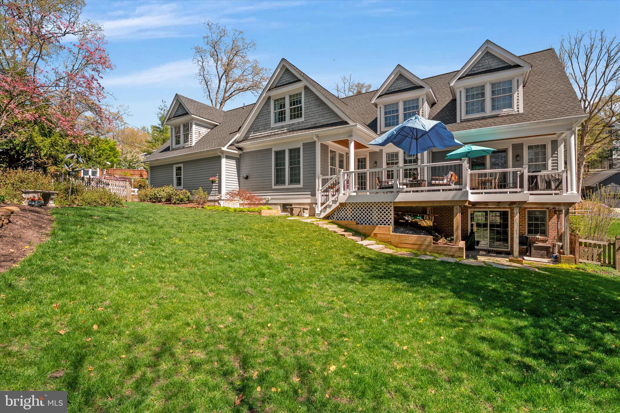 ROUND BAY - Residential